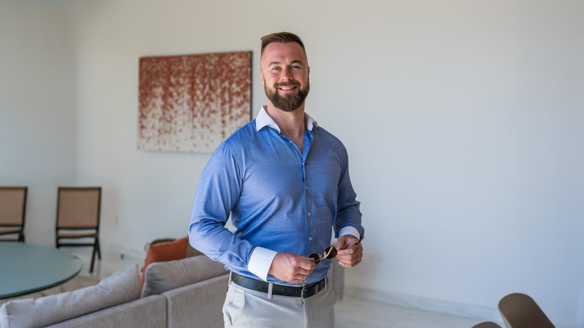 Sandro Stadelmann zeigt, wie Immobilienwissen Investoren vor Fehlern schützt. Strategien, Marktverständnis und Tipps für erfolgreiche Investments.