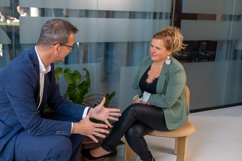 Die TECCON Consulting GmbH begleitet Fachkräfte und Unternehmen bei Recruiting, Active Sourcing und Outplacement.