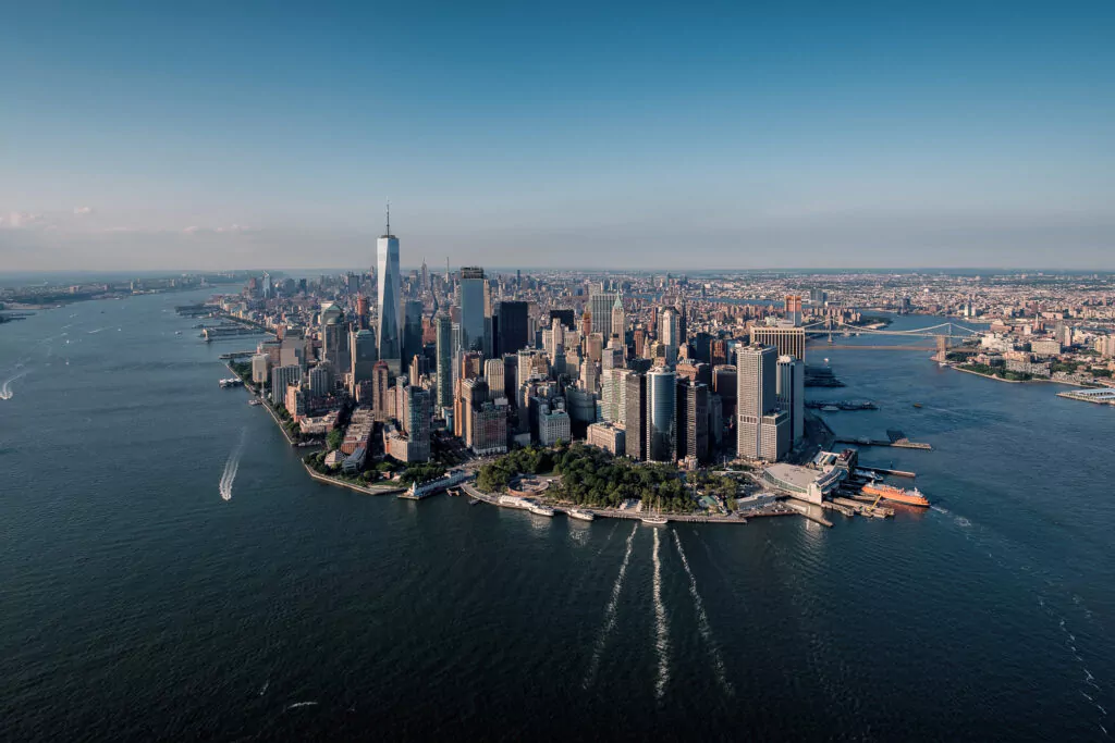 Blick von oben auf den Stadtteil Manhattan in New York
